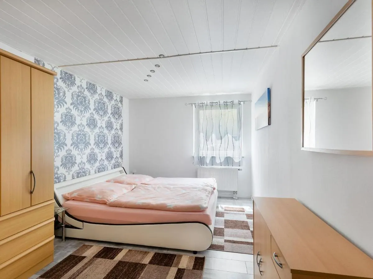 Apartment In Dresden With Pool In The Garden